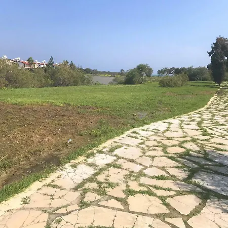 Seaside 1 Bdr Apt In Tatil Evi Meneou